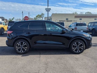 2022 Ford Escape SE in Columbus, MI - Mark Wahlberg Automotive Group