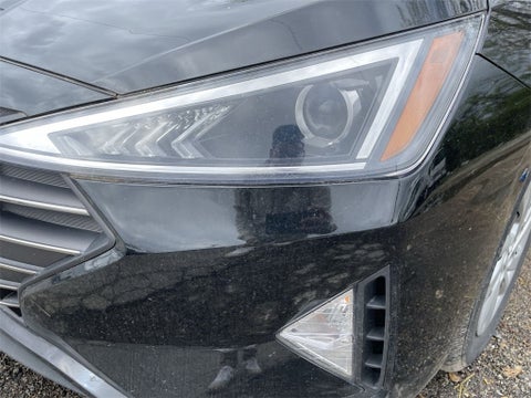 2019 Hyundai Elantra SE in Columbus, MI - Mark Wahlberg Automotive Group