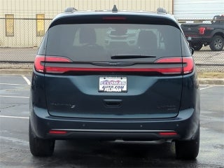 2023 Chrysler Pacifica Limited AWD in Columbus, MI - Mark Wahlberg Automotive Group