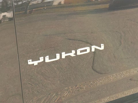 2021 GMC Yukon XL SLE in Columbus, MI - Mark Wahlberg Automotive Group