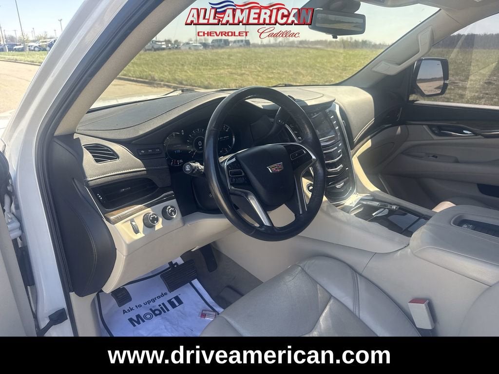 2020 Cadillac Escalade Luxury