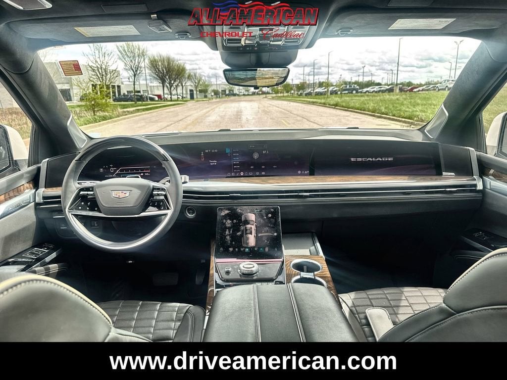 2025 Cadillac Escalade Sport Platinum