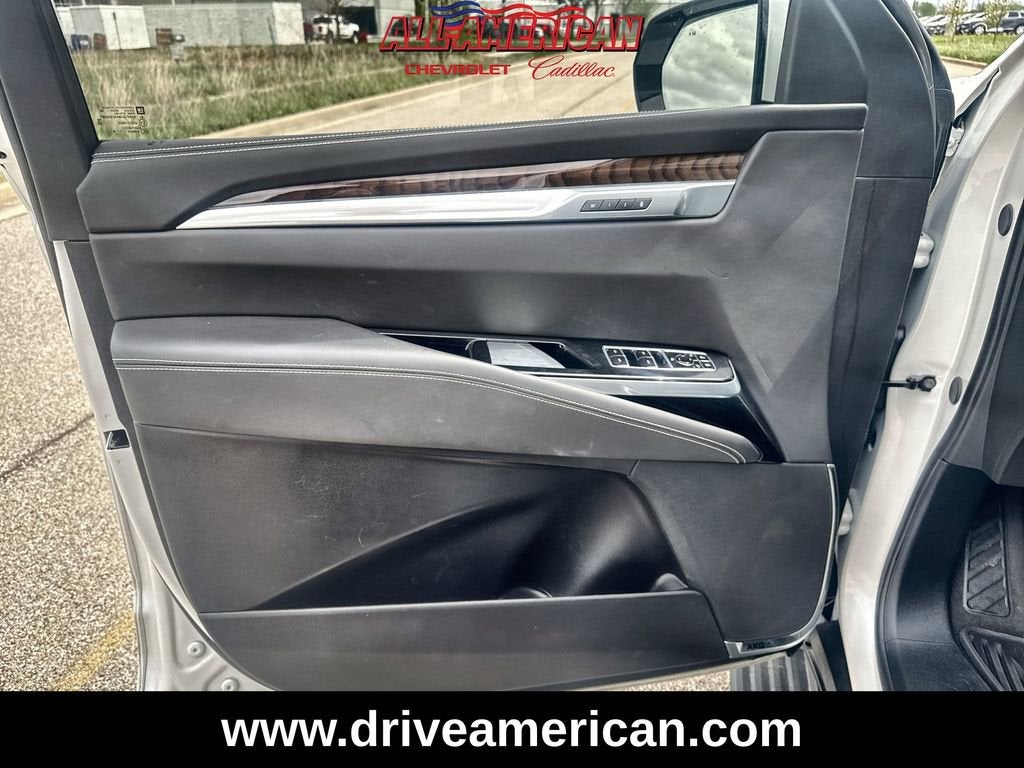 2025 Cadillac Escalade Sport Platinum