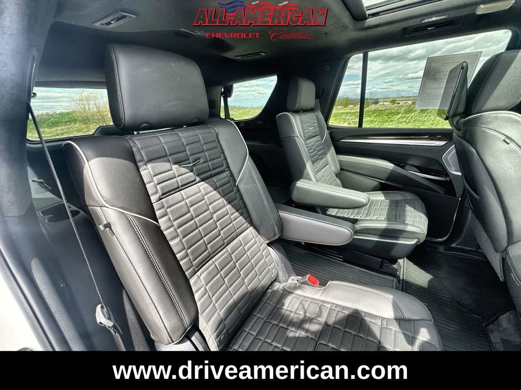 2025 Cadillac Escalade Sport Platinum