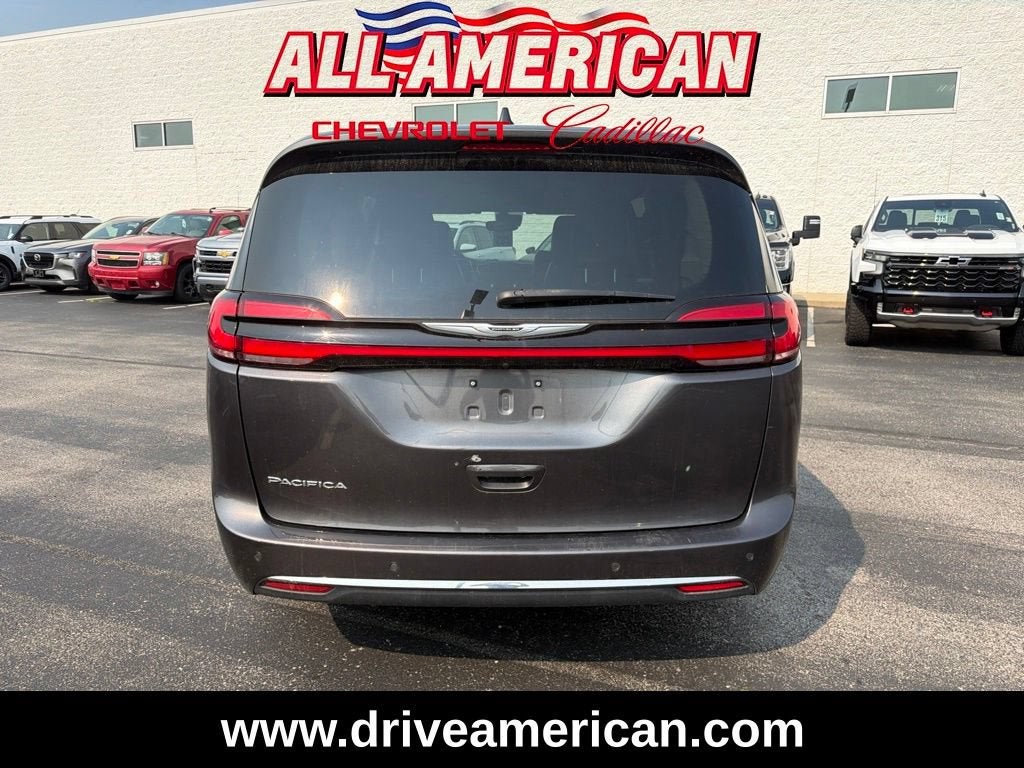 2023 Chrysler Pacifica Touring L