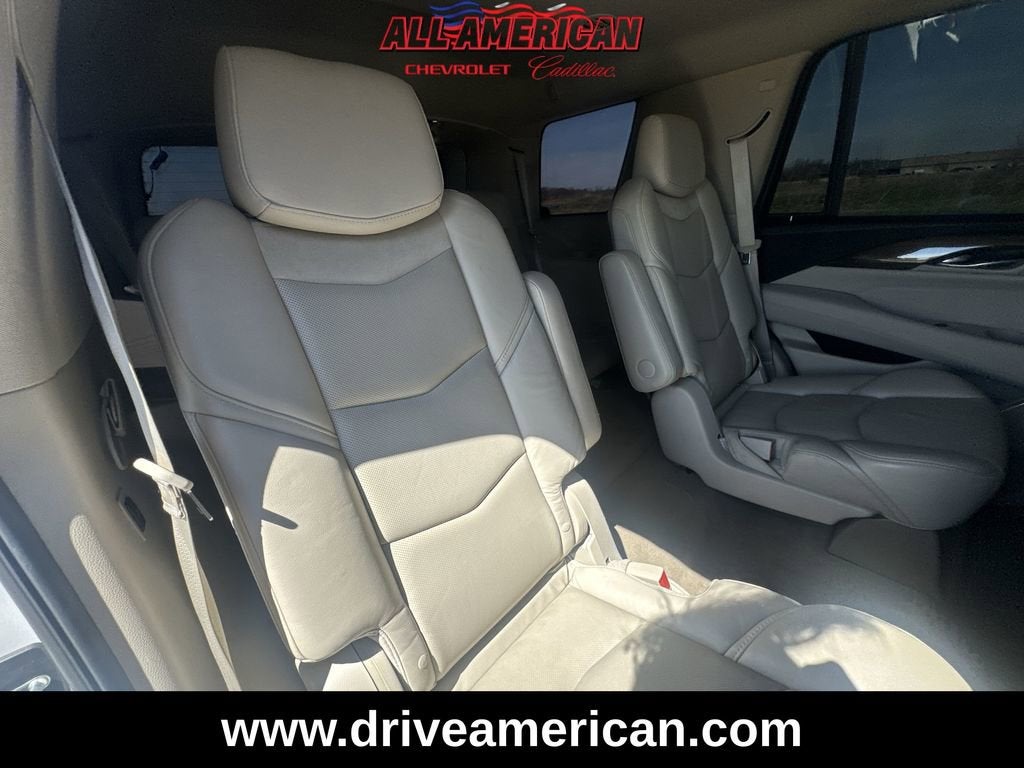 2020 Cadillac Escalade Luxury