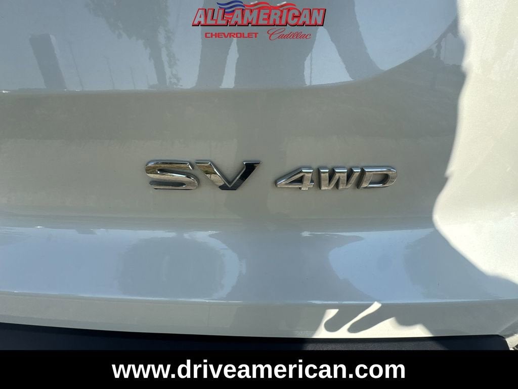 2024 Nissan Pathfinder SV