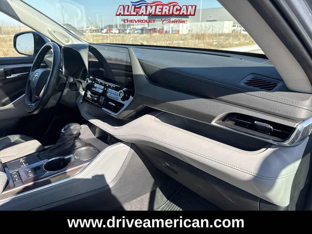 2022 Toyota Highlander Hybrid Limited