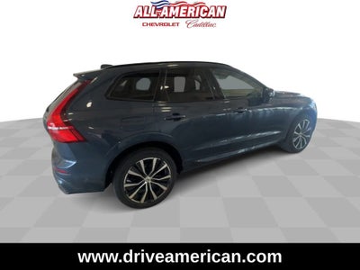 2024 Volvo XC60 Plus Dark Theme