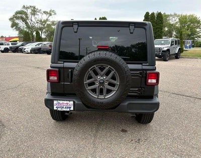 2025 Jeep Wrangler 4-Door Summit 4x4