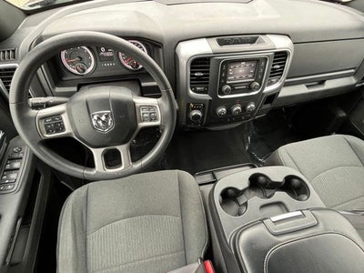 2024 RAM 1500 Classic Warlock Crew Cab 4x4 5'7' Box
