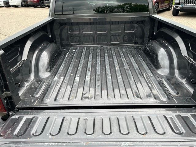 2024 RAM 1500 Classic Warlock Crew Cab 4x4 5'7' Box
