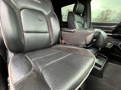 2023 RAM 1500 Laramie Crew Cab 4x4 5'7' Box