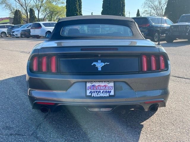 2017 Ford Mustang V6