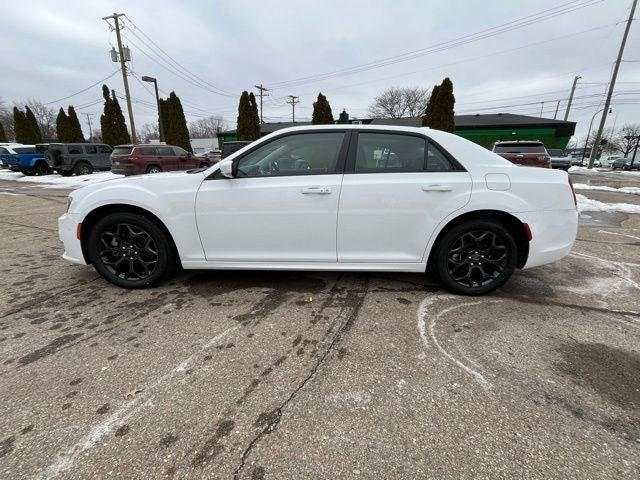 2023 Chrysler 300 Touring-L AWD