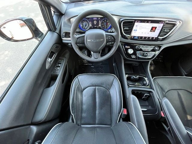 2023 Chrysler Pacifica Limited AWD