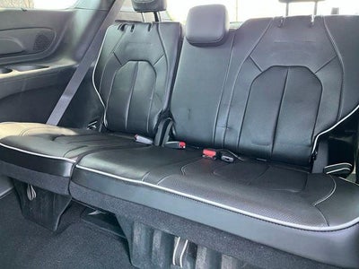 2023 Chrysler Pacifica Limited AWD