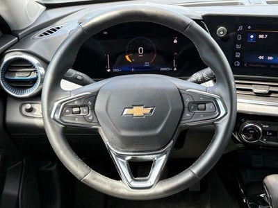 2025 Chevrolet Trax FWD LT