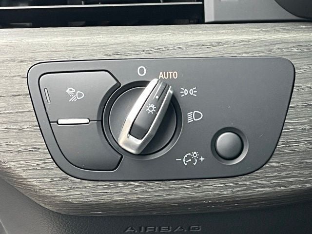 2023 Audi A4 Premium Plus 45 TFSI S line quattro S tronic