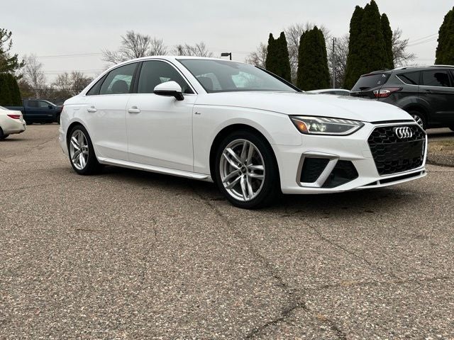 2023 Audi A4 Premium Plus 45 TFSI S line quattro S tronic