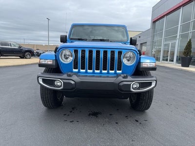 2022 Jeep Gladiator Overland