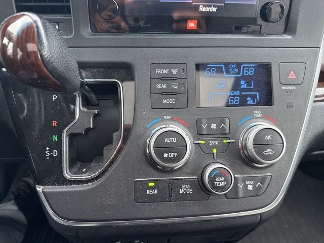 2017 Toyota Sienna Limited Premium 7 Passenger