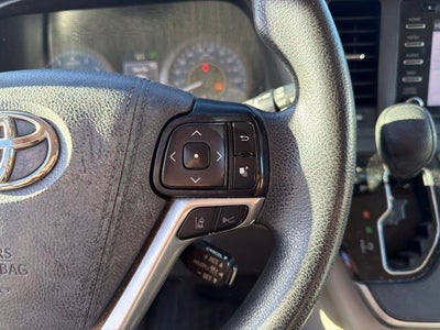 2020 Toyota Sienna LE