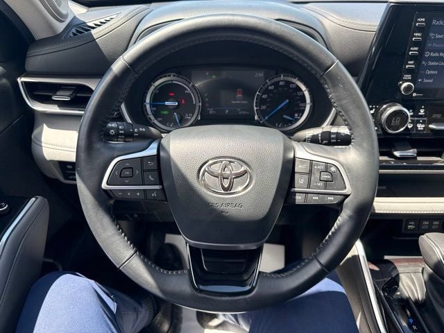 2022 Toyota Highlander Hybrid Limited