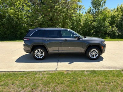 2025 Jeep Grand Cherokee Laredo X
