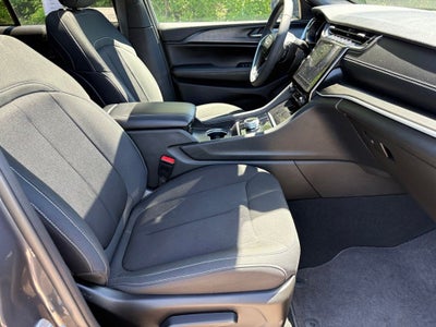 2025 Jeep Grand Cherokee Laredo X