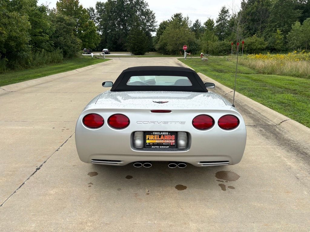 2001 Chevrolet Corvette Base