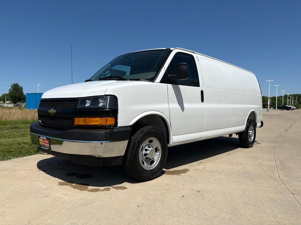 2026 Chevrolet Express 3500 Work Van Cargo