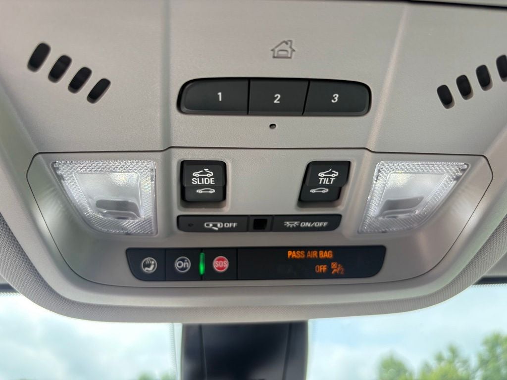 2023 GMC Acadia SLT