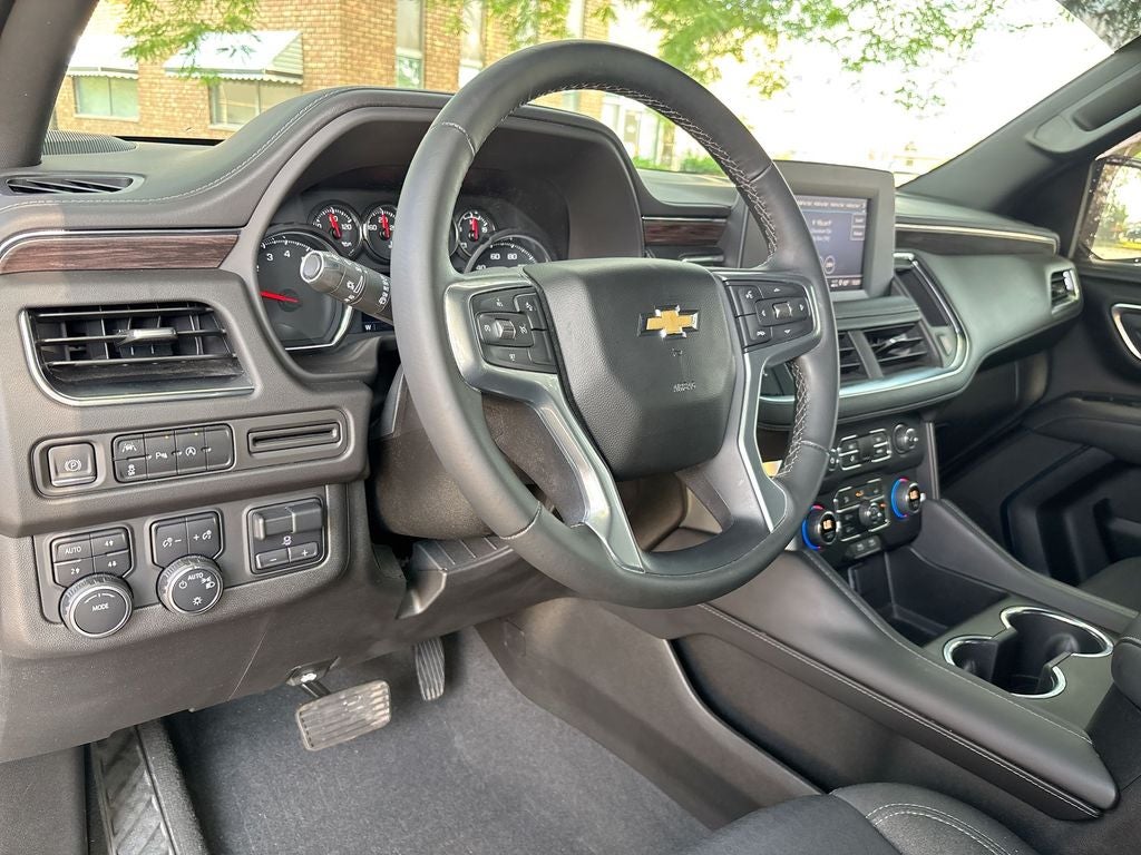 2023 Chevrolet Tahoe LS *8-PASSENGER*