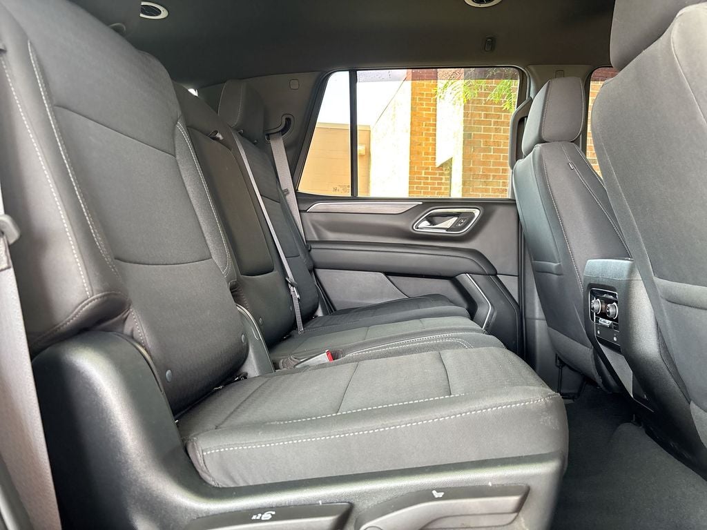 2023 Chevrolet Tahoe LS *8-PASSENGER*