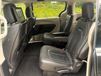 2020 Chrysler Pacifica Touring L Plus