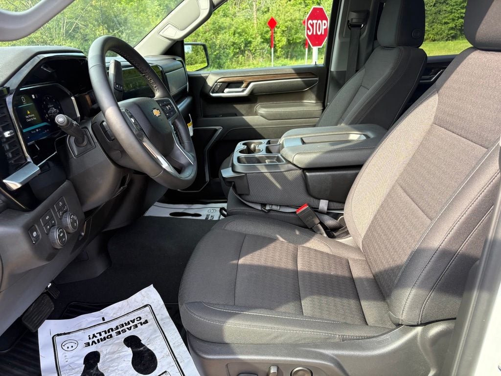 2026 Chevrolet Silverado 1500 LT LT1