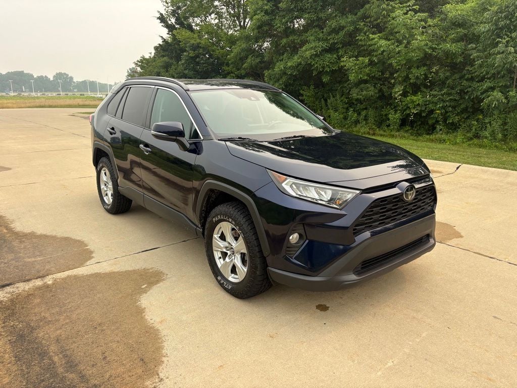 2020 Toyota RAV4 XLE