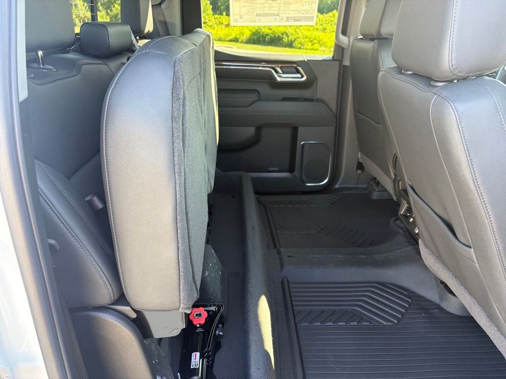2026 Chevrolet Silverado 1500 LT LT1