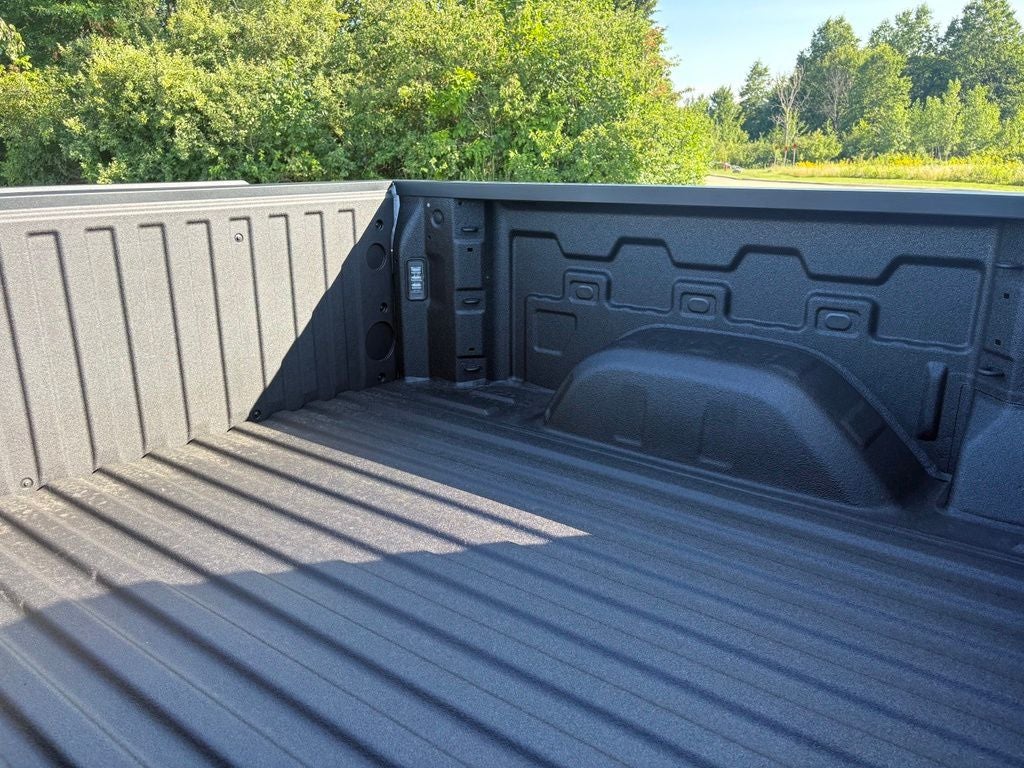 2026 Chevrolet Silverado 1500 LT LT1