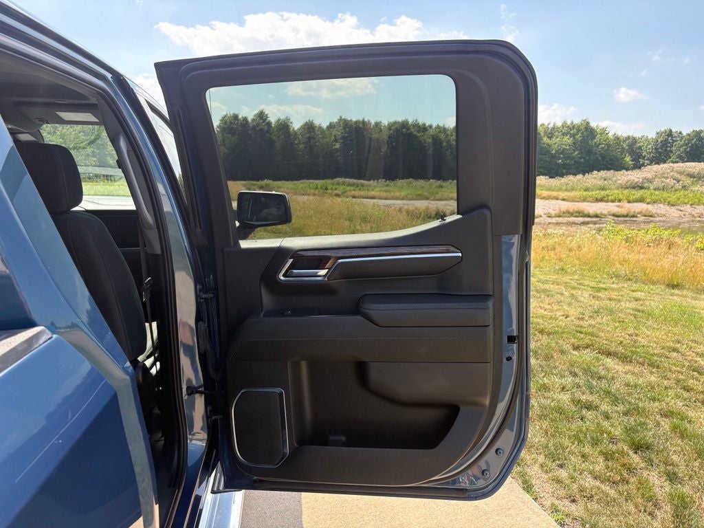 2024 GMC Sierra 1500 SLE