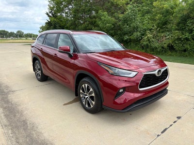 2024 Toyota Highlander XLE