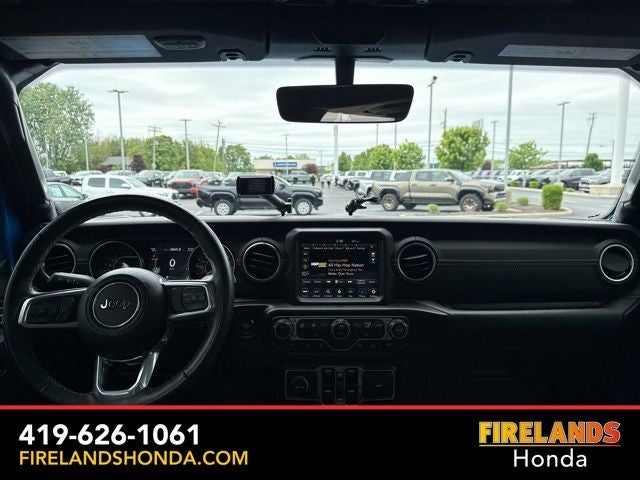 2022 Jeep Gladiator Overland