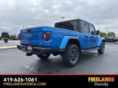 2022 Jeep Gladiator Overland