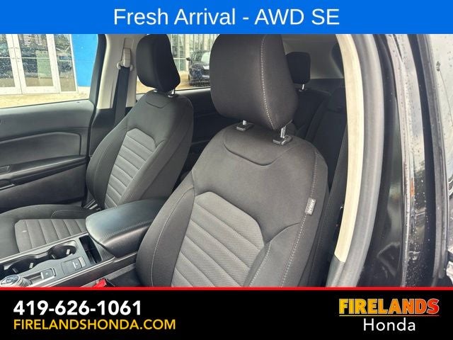 2022 Ford Edge SE