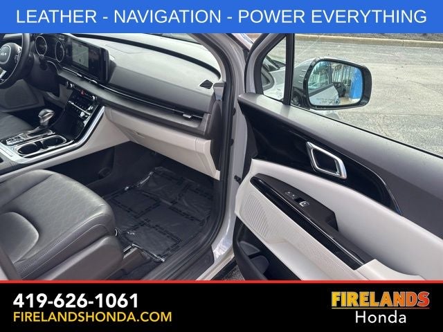 2024 Kia Carnival EX