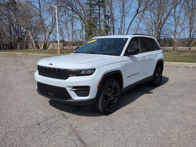 2023 Jeep Grand Cherokee Altitude