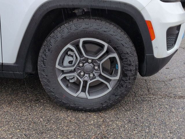 2023 Jeep Grand Cherokee Trailhawk 4xe