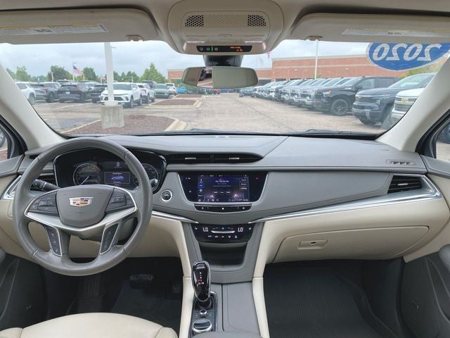 2020 Cadillac XT5 Premium Luxury