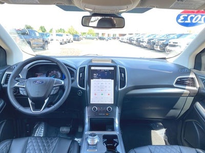 2023 Ford Edge Titanium